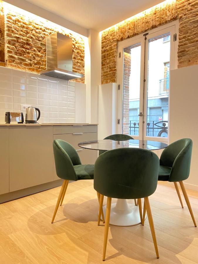 Apartamentos Con Encanto En La Latina Мадрид Экстерьер фото